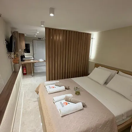 Mandarin Luxury Апартаменты *